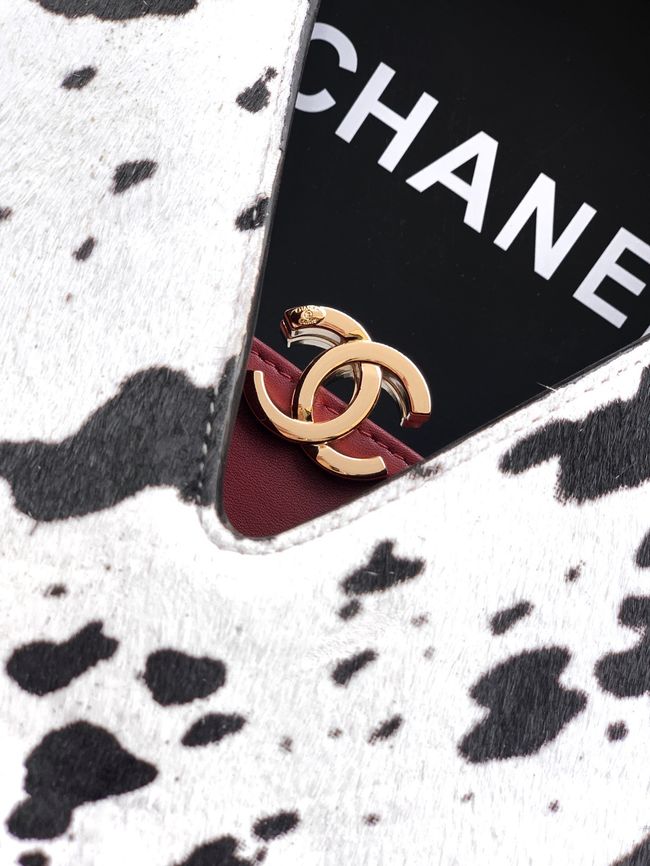 Chanel Small Shopping Bag AS6392 White & Black Chanel Small Shopping Bag AS6392 White & Black