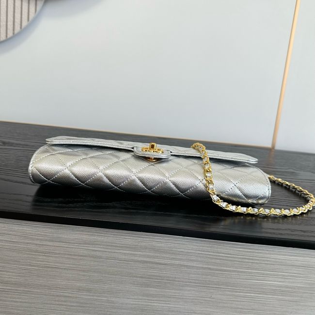 Chanel Clutch with chain AP5280 Silver Chanel Clutch with chain AP5280 Silver