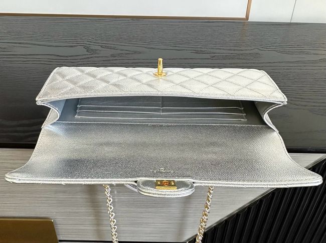 Chanel Clutch with chain AP5280 Silver Chanel Clutch with chain AP5280 Silver