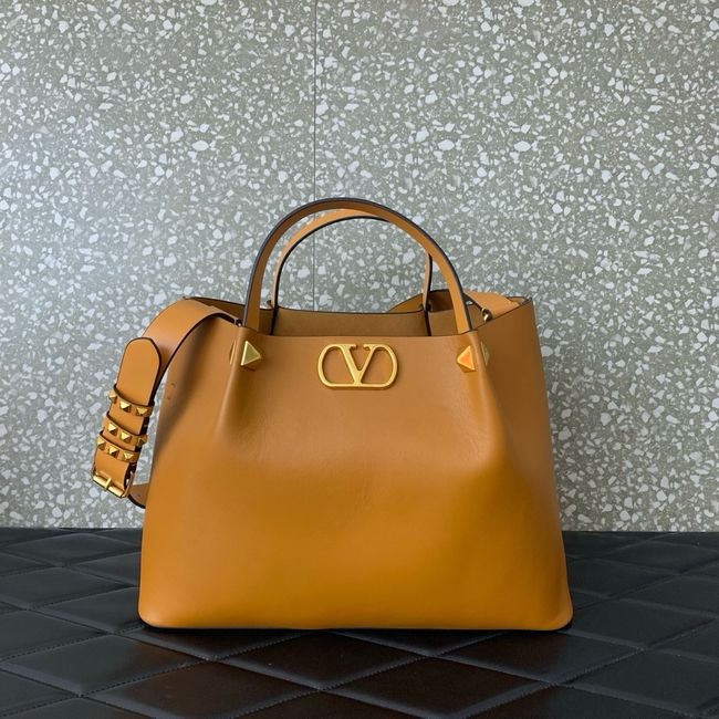 VALENTINO Medium Sheepskin Shoulder Bag 0112L brown
