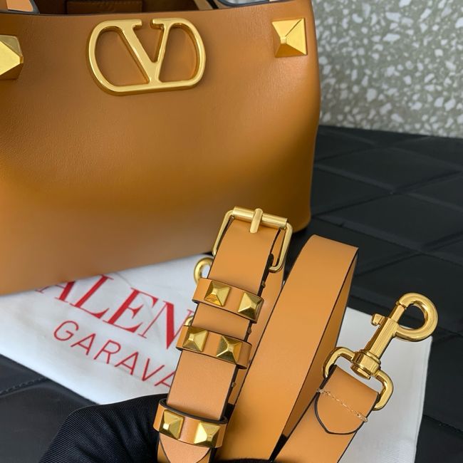 VALENTINO small Sheepskin Shoulder Bag 0112S brown