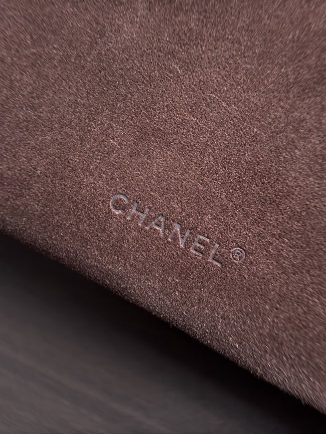 Chanel Vanity with chain AP5346 dark brown Chanel Vanity with chain AP5346 dark brown