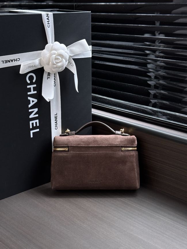 Chanel Vanity with chain AP5346 dark brown Chanel Vanity with chain AP5346 dark brown