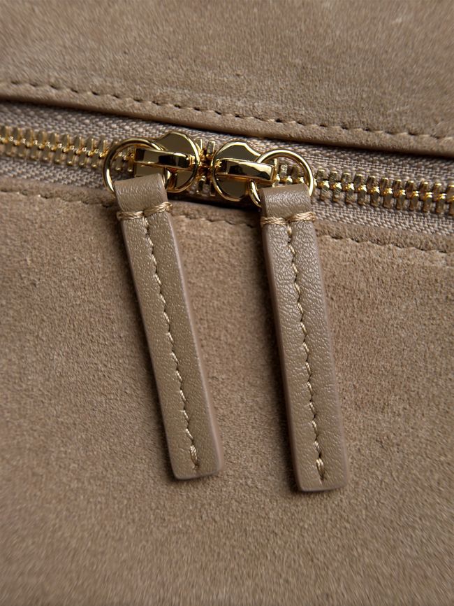 CHANEL Maxi Vanity with chain AS6473 dark Beige CHANEL Maxi Vanity with chain AS6473 dark Beige