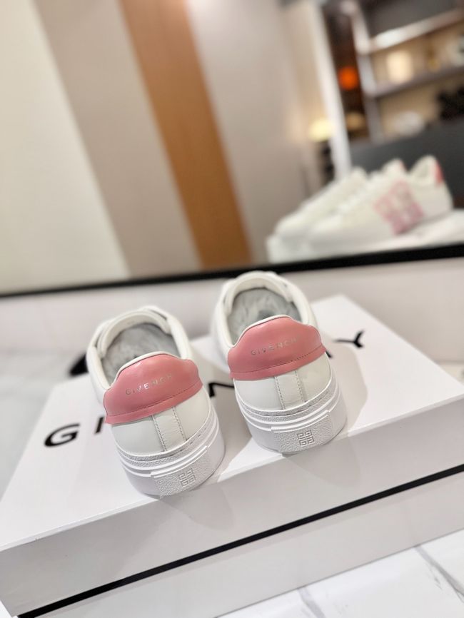 Givenchy flats 64241-2