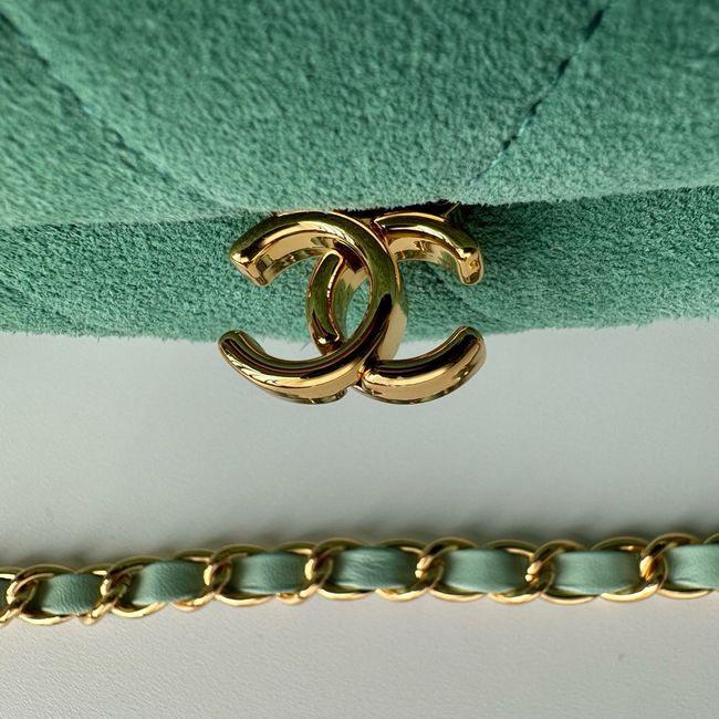 Chanel Clutch with chain AP5252 light green Chanel Clutch with chain AP5252 light green