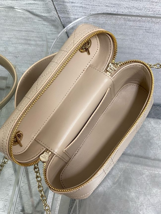 Dior Trianon Soft Vanity Mini Bag Flat Macrocannage Lambskin S4613OS Fraise Dior Trianon Soft Vanity Mini Bag Flat Macrocannage Lambskin S4613OS Fraise