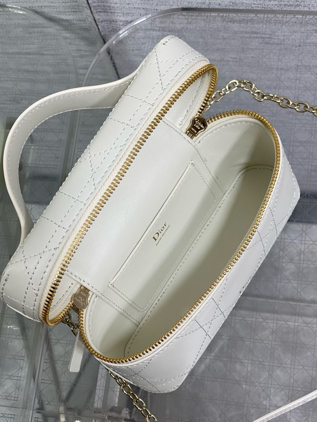 Dior Trianon Soft Vanity Mini Bag Flat Macrocannage Lambskin S4613OS Craie