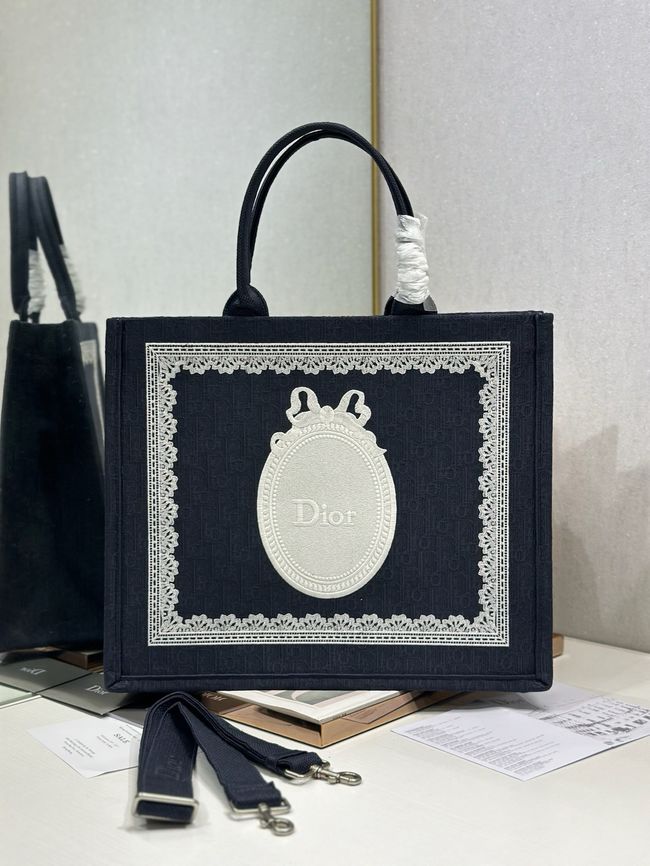 Large Dior Book Tote Cannage Embroidery M1349OEQ-10