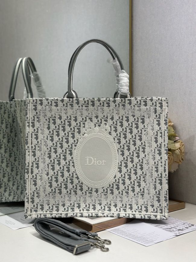 Large Dior Book Tote Cannage Embroidery M1349OEQ-6