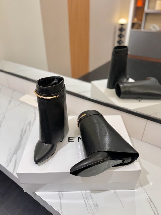 Givenchy Mid-Calf Boots Shiny Calfskin high heels 8.5CM 65260-2