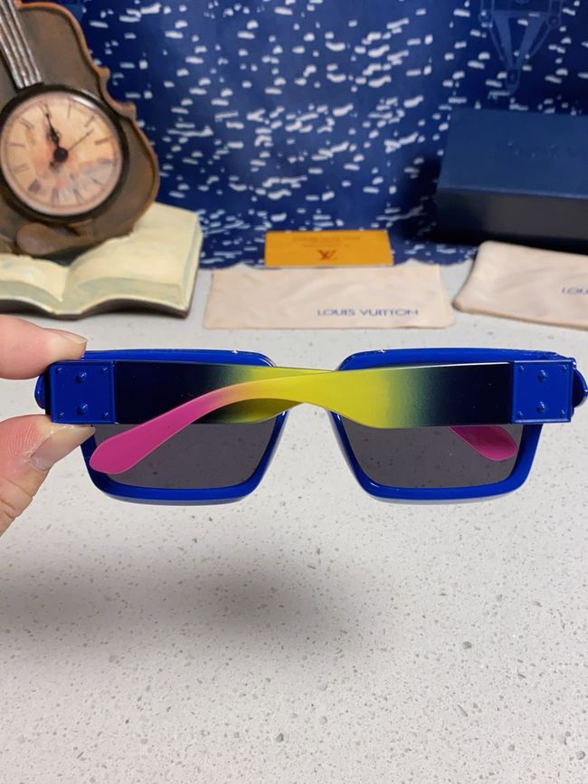 Louis Vuitton Sunglasses 821464-2 Louis Vuitton Sunglasses 821464-2