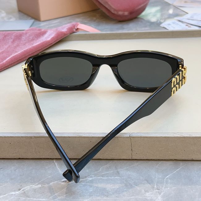 MiuMiu Sunglasses 821486-3 MiuMiu Sunglasses 821486-3
