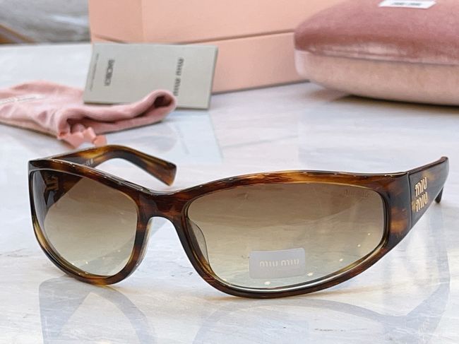 MiuMiu Sunglasses 821487-1