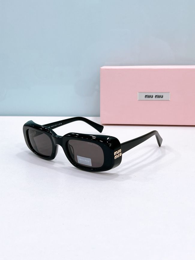 MiuMiu Sunglasses 821491-2