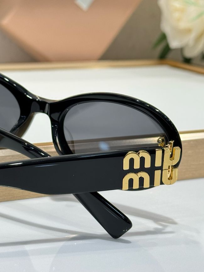 MiuMiu Sunglasses 821497-2