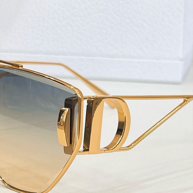 Dior Sunglasses 821533-8 Dior Sunglasses 821533-8