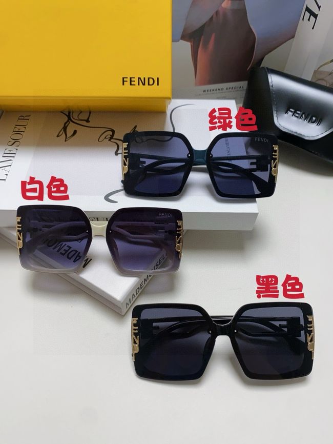 Fendi Sunglasses 821538-1