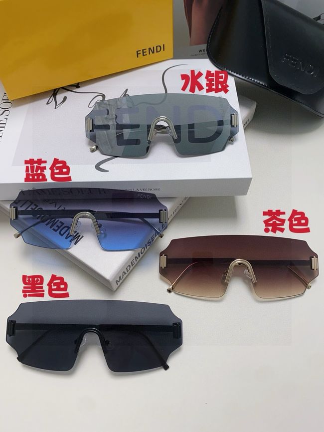 Fendi Sunglasses 821539-3 Fendi Sunglasses 821539-3