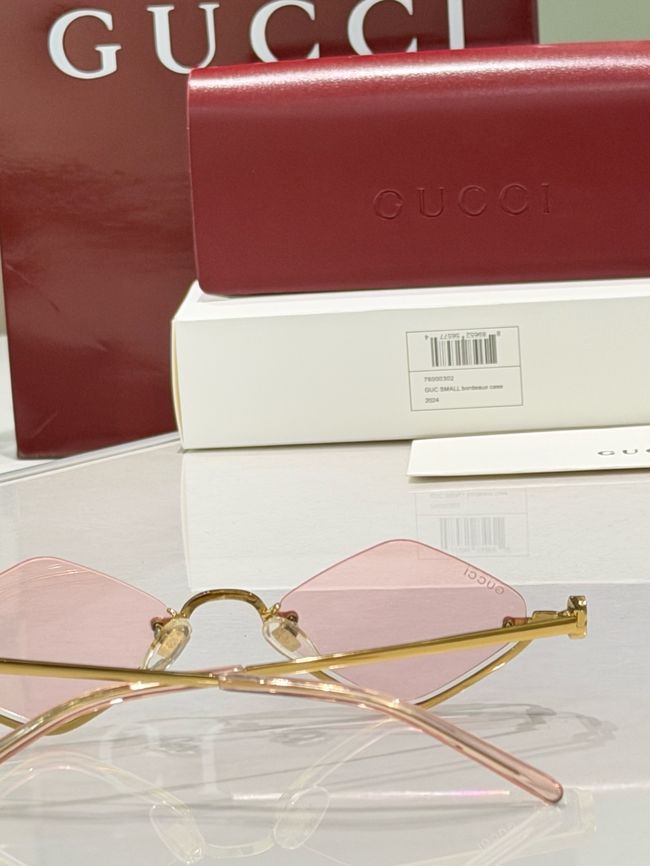 Gucci Sunglasses 821558-5 Gucci Sunglasses 821558-5