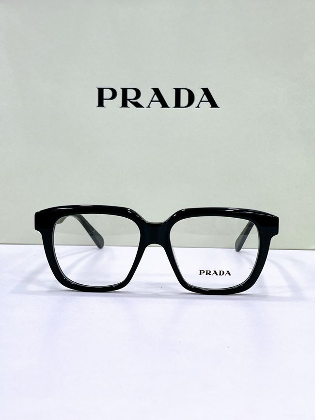 Prada Sunglasses 821610-8