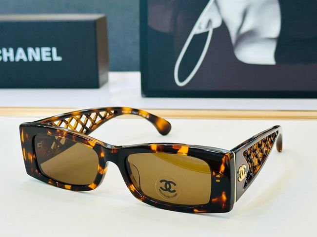 Chanel Sunglasses 821626-6