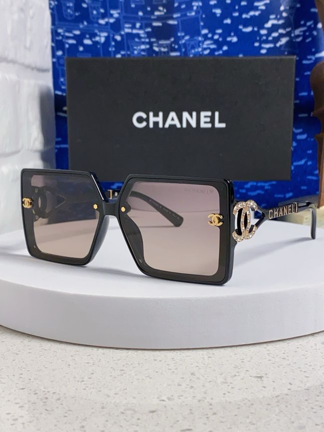 Chanel Sunglasses 821627-3
