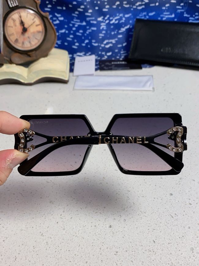 Chanel Sunglasses 821627-4 Chanel Sunglasses 821627-4