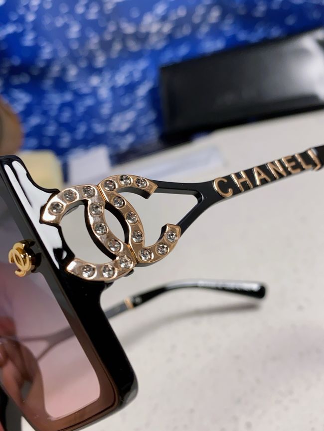 Chanel Sunglasses 821627-4 Chanel Sunglasses 821627-4