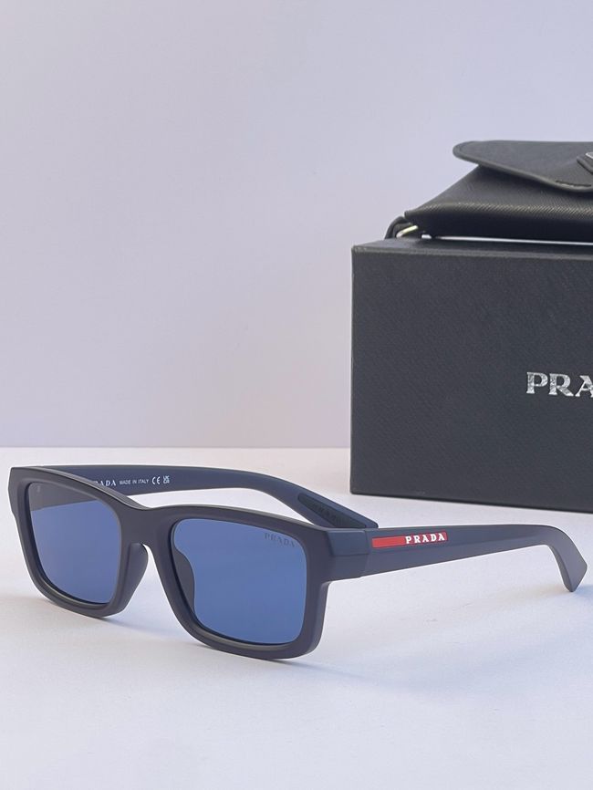 Prada Sunglasses 821613-4