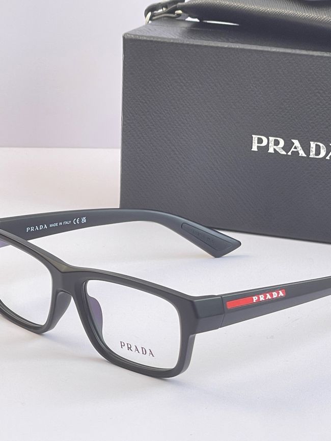 Prada Sunglasses 821616-10