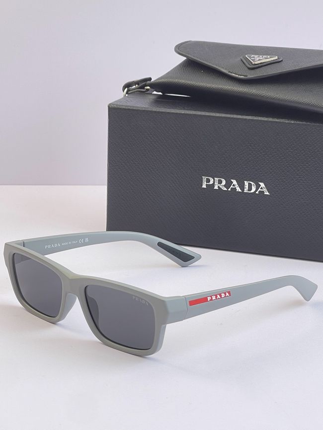 Prada Sunglasses 821616-6