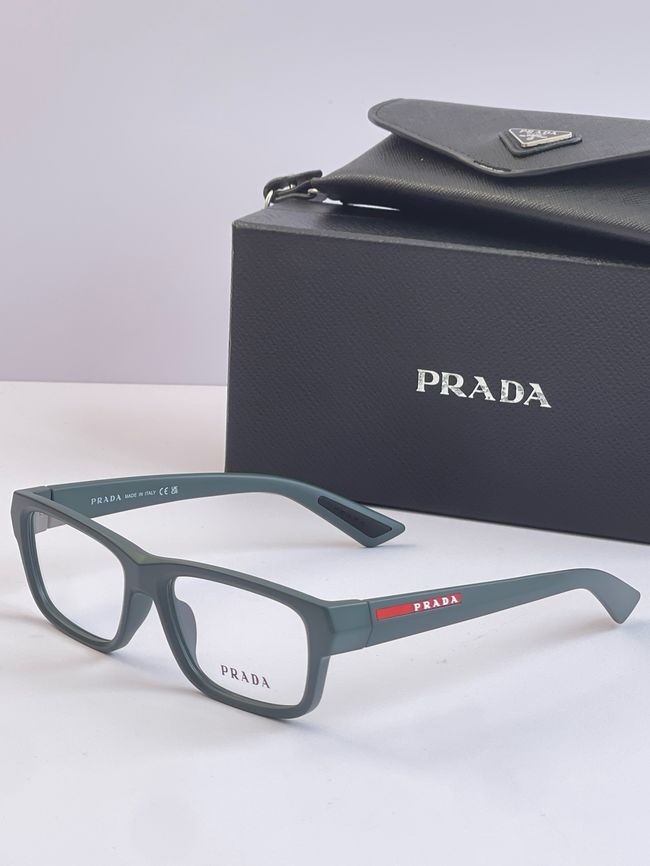 Prada Sunglasses 821616-9