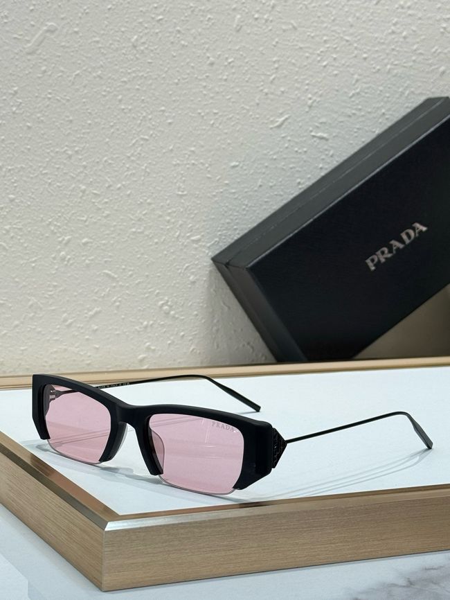 Prada Sunglasses 821619-2