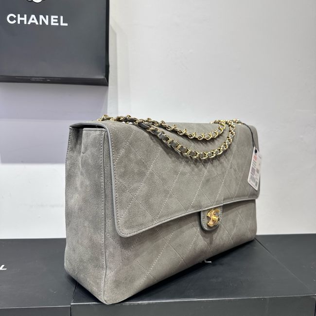 CHANEL Maxi Flapbag AS5640 GRAY CHANEL Maxi Flapbag AS5640 GRAY