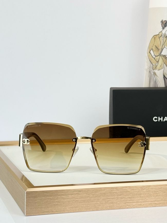 Chanel Sunglasses 821638-6