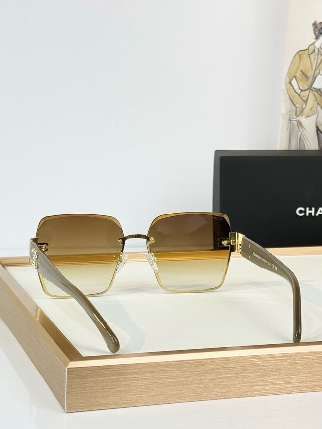 Chanel Sunglasses 821638-6