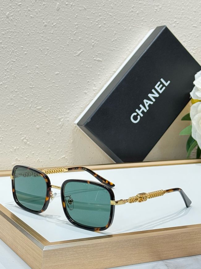 Chanel Sunglasses 821639-4