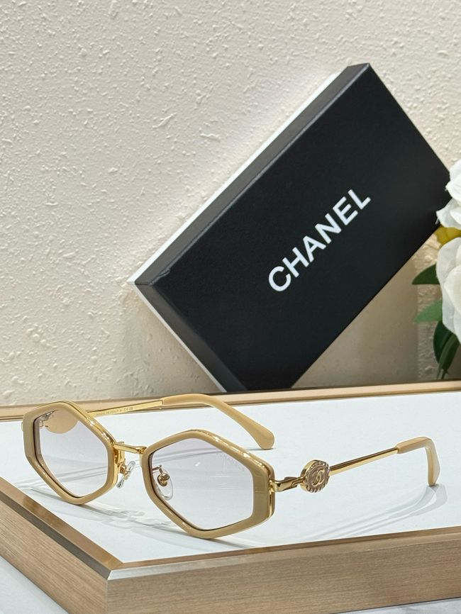 Chanel Sunglasses 821640-7 Chanel Sunglasses 821640-7