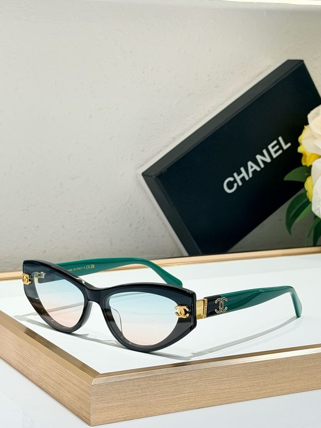 Chanel Sunglasses 821641-3