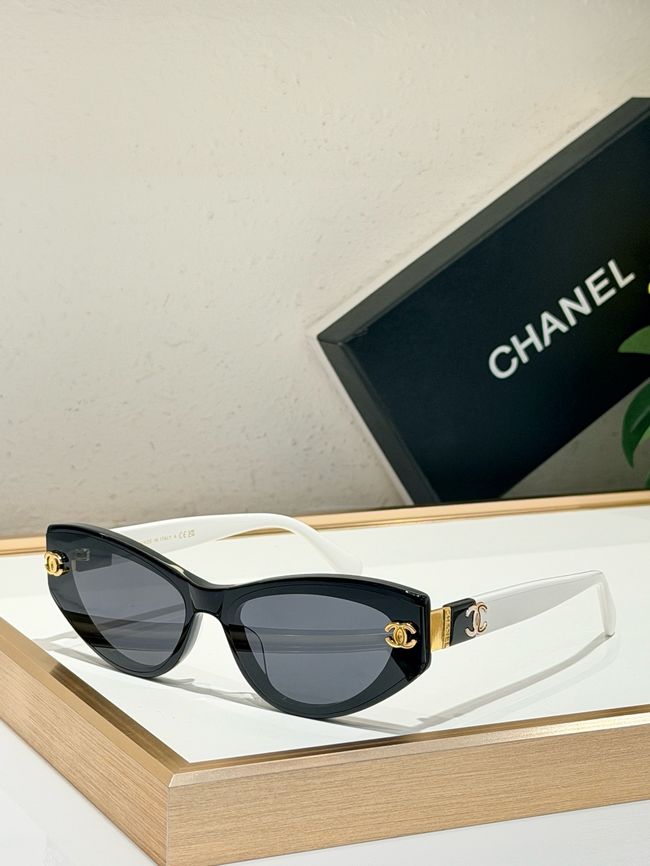 Chanel Sunglasses 821641-6