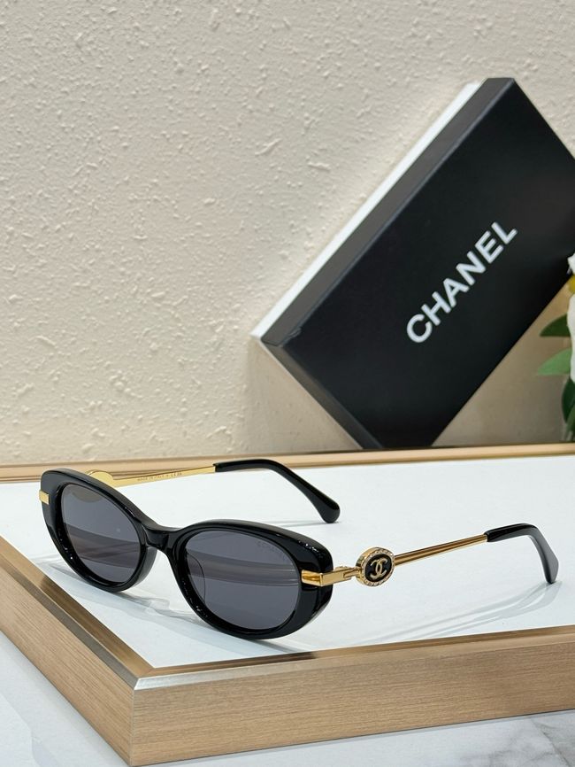 Chanel Sunglasses 821642-6