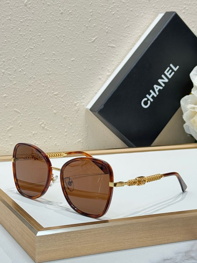 Chanel Sunglasses 821643-4