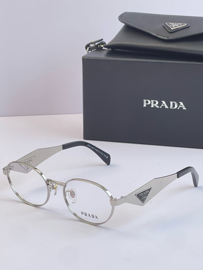Prada Sunglasses 821637-6