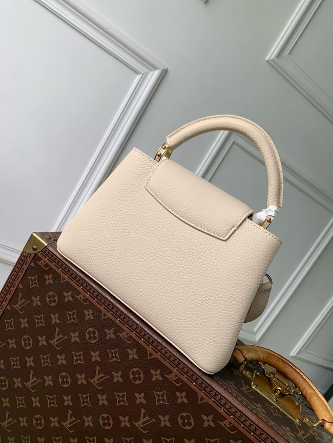 Louis Vuitton Capucines BB M29608 Beige Louis Vuitton Capucines BB M29608 Beige