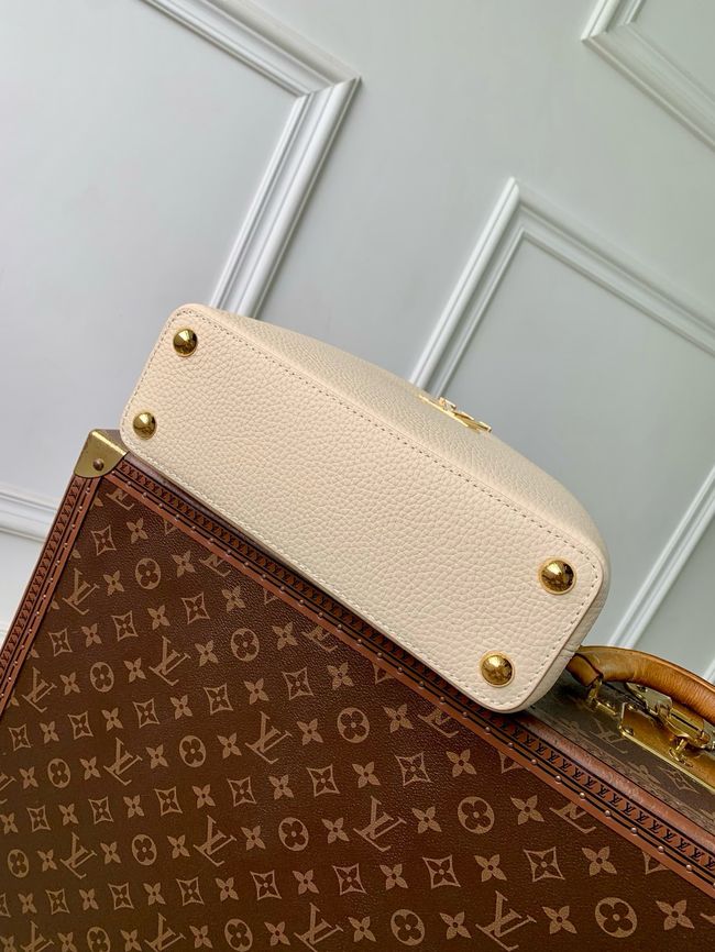 Louis Vuitton Capucines BB M29608 Beige Louis Vuitton Capucines BB M29608 Beige