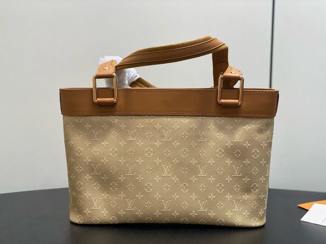 Louis Vuitton New Season UPTOWN TOTE Bag M92684 brown Louis Vuitton New Season UPTOWN TOTE Bag M92684 brown