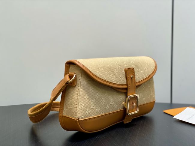 Louis Vuitton Shoulder Bag M92690 brown Louis Vuitton Shoulder Bag M92690 brown
