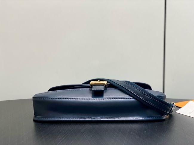 Louis Vuitton Shoulder Bag M92690 dark blue