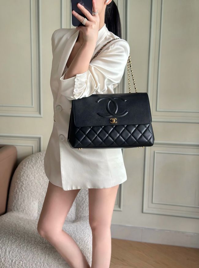 Chanel Large FLAP BAG Grained Calfskin A2215 black